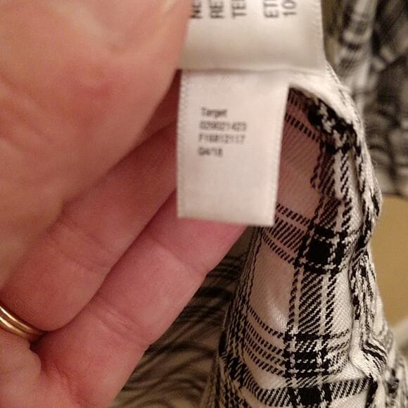 Isabel Maternity Plaid Lightweight Flannel Tunic size Large - Picture 7 of 7